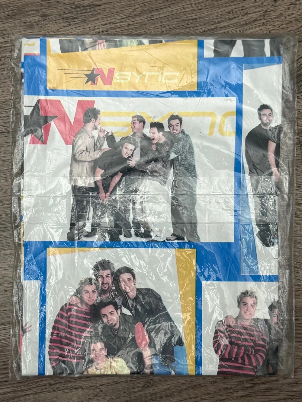 NWT N’Sync Gift Wrapping Paper Rare Vintage 8.33 Square Feet.